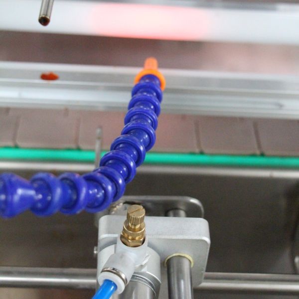 Automatic High Accuracy Piston Pump Quantitative Honey Jar Filling Machine For Sale