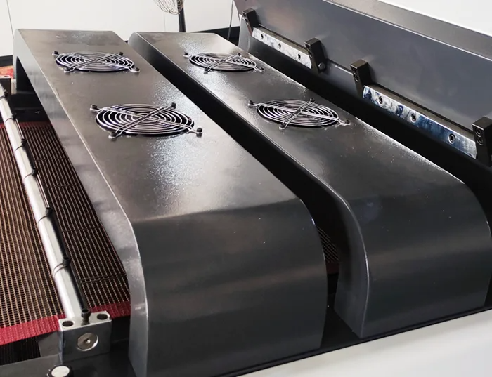 Automatic High Speed Spot And Overall UV Coating Machine For Small Format