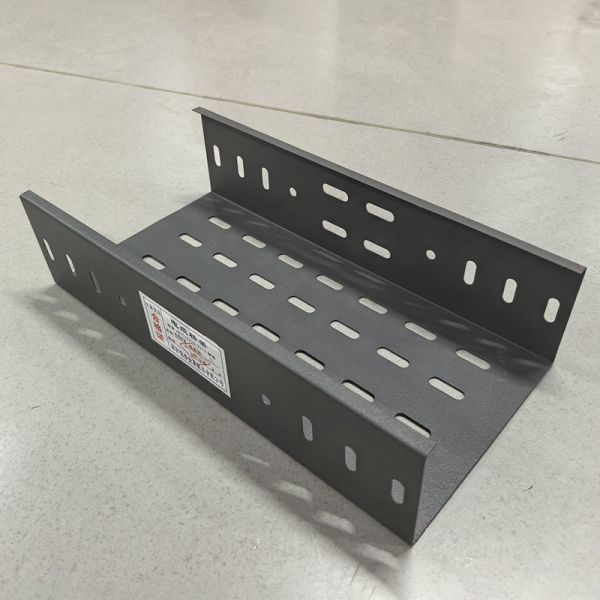 High Impact Resistance Fireproof Cable Tray For Wall Mounted Installation In High Humidity Environments