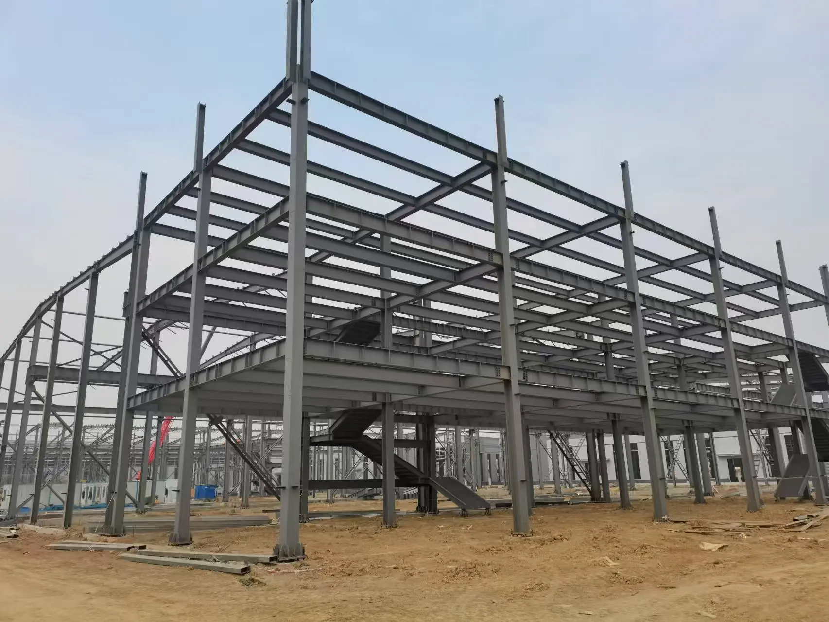 High-Strength Q355B Pre-Engineered Steel Building: Large-Span Design with Advanced Anti-Corrosion Protection