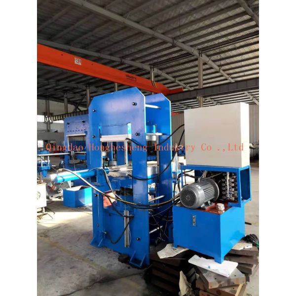 550X550*4 Automotive Rubber Vulcanizer