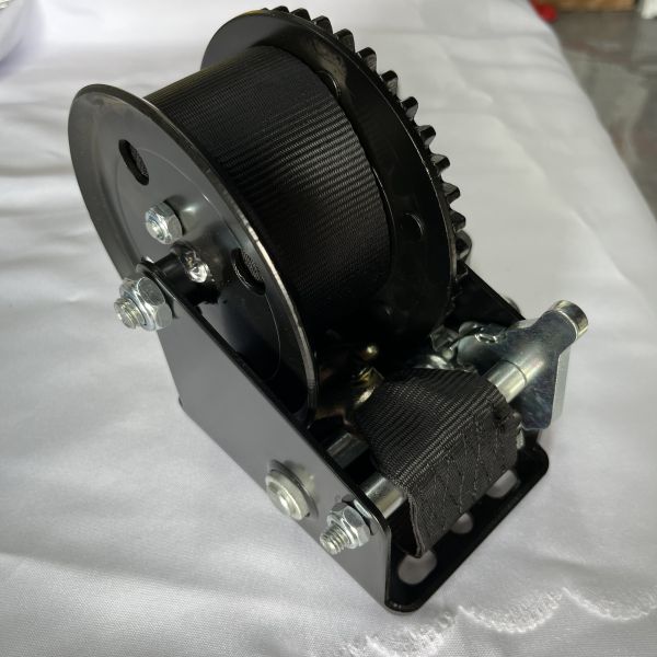 1000lbs Black Marine Trailer Winch Pulling Winch With Strap And Hook