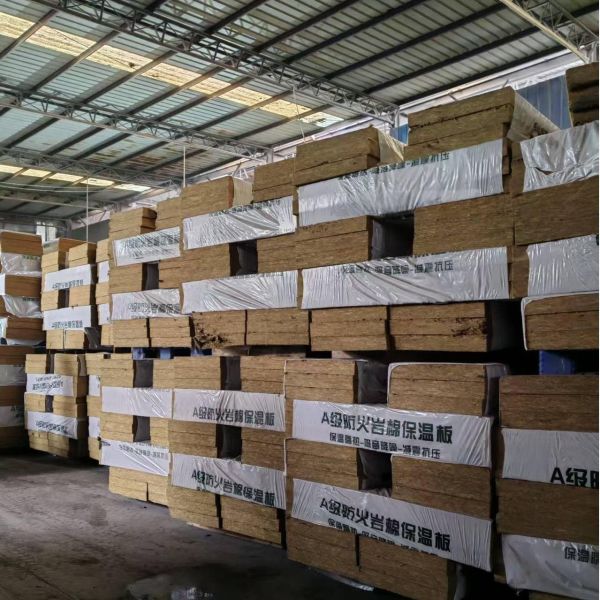 600mm Width Rockwool Insulation Sheets with Non-combustible Class A1 and Sound Absorption Coefficient 0.85