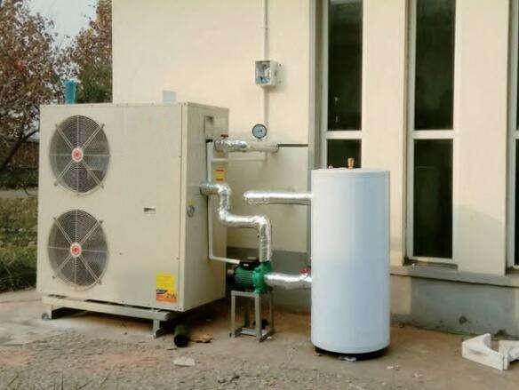 4.5 - 20 KW Low Ambient Temperature Heat Pump Freestanding Installation