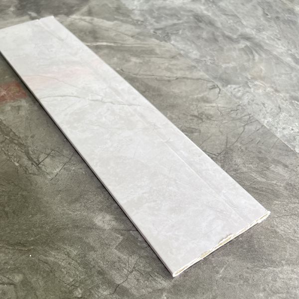 Durable Solid Pvc Skirting Board Decorative Lines Embossed