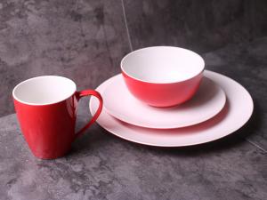 China new bone china red coloured glaze dinner set 16 pcs with gif box/dinner plate/bowl/mug on sale